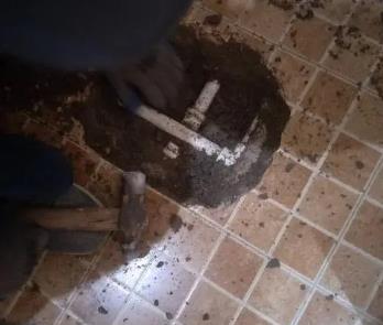 岗巴卫生间漏水维修公司为您分享下卫生间渗水如何处理及注意事项